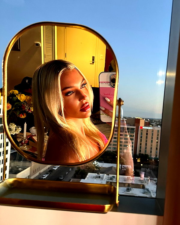 lizrrossi instagram image archive image