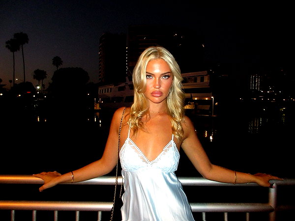lizrrossi instagram image archive image