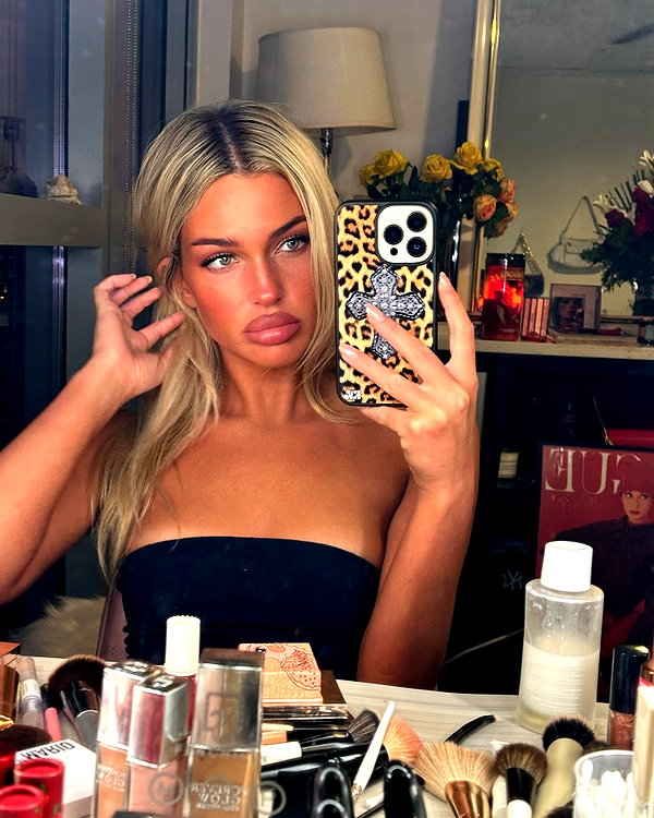 lizrrossi instagram image archive image