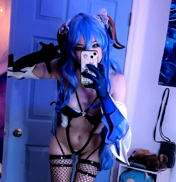 lolyomie instagram image archive image