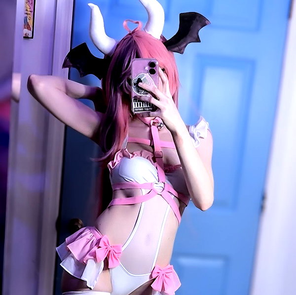 lolyomie instagram image archive image
