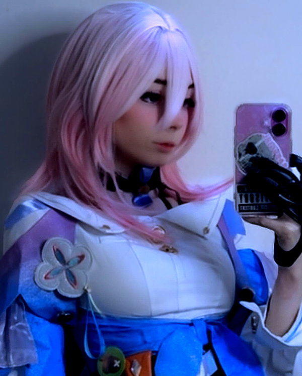 lolyomie instagram image archive image
