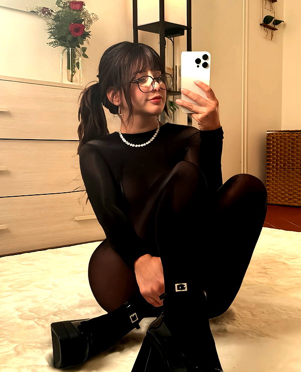 loving_eli1 instagram image archive image
