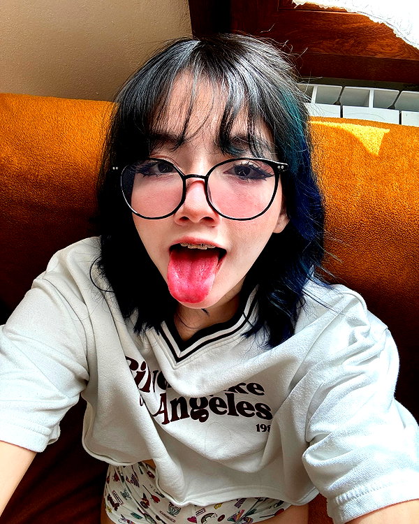 lovingeli1__ instagram image archive image
