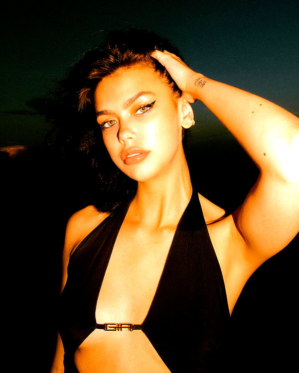 luvstruck instagram image archive image