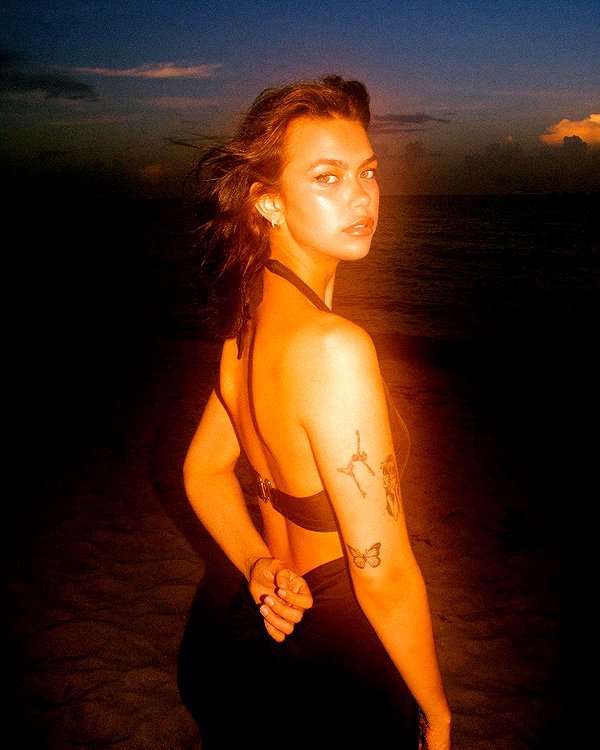 luvstruck instagram image archive image