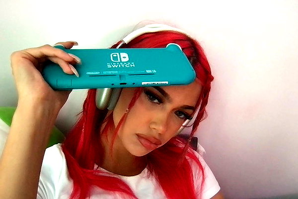 luvstruck instagram image archive image