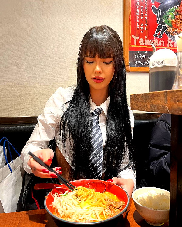 luvstruck instagram image archive image