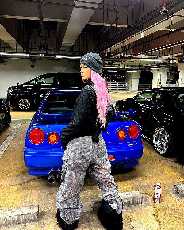 luvstruck instagram image archive image