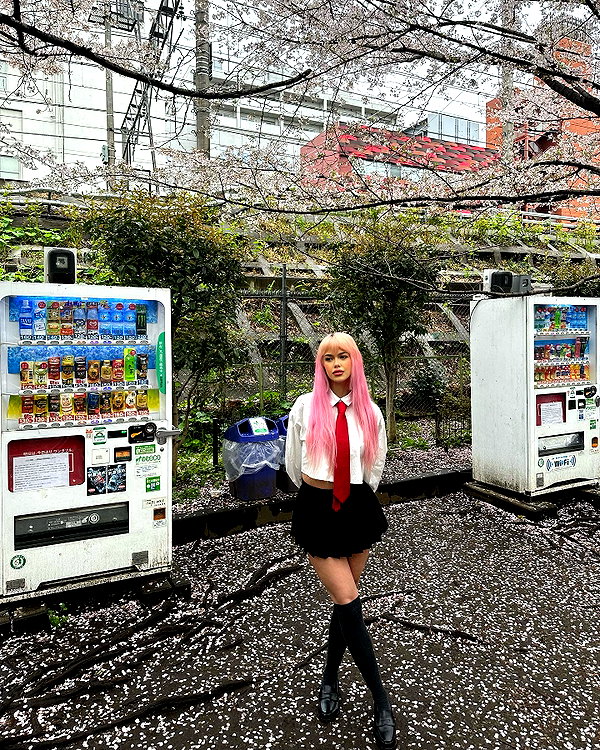 luvstruck instagram image archive image