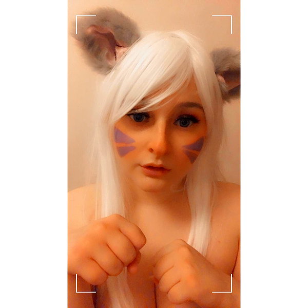 lux_shojo_ instagram image archive image