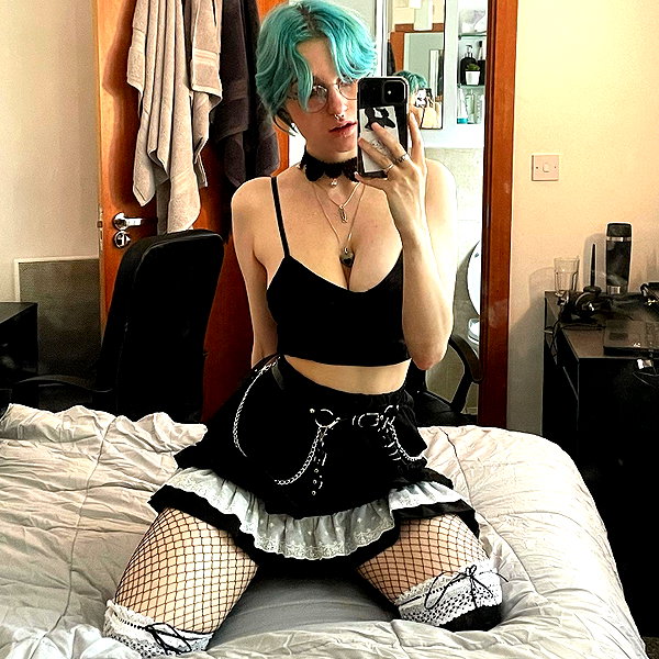 lyracr0w0 instagram image archive image