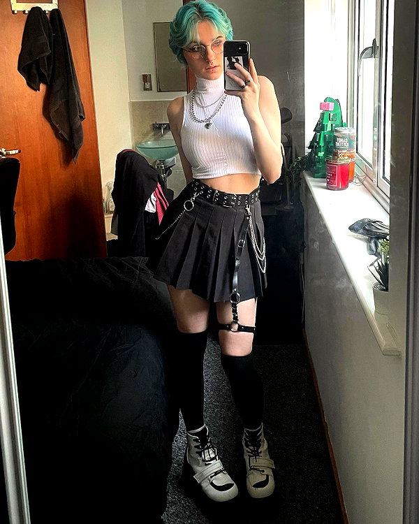lyracr0w0 instagram image archive image