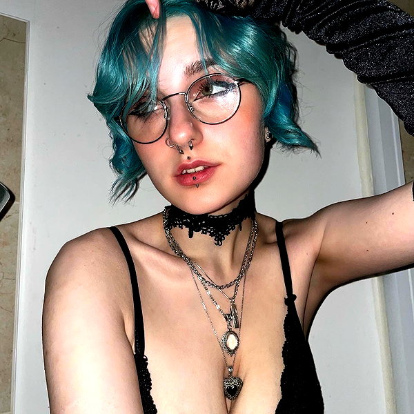 lyracr0w0 instagram image archive image