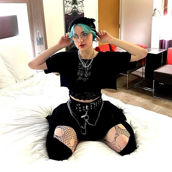 lyracr0w0 instagram image archive image