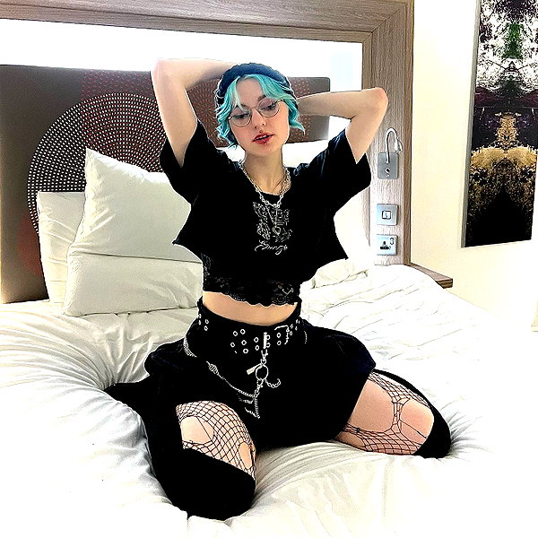 lyracr0w0 instagram image archive image