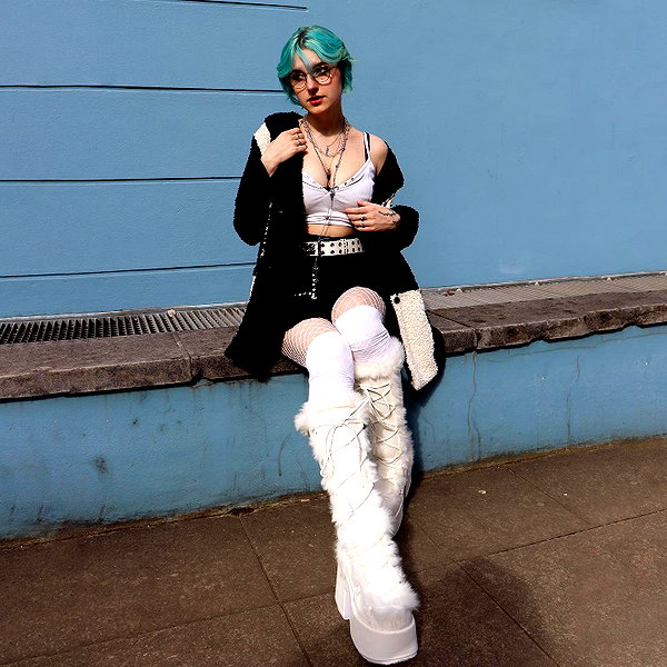 lyracr0w0 instagram image archive image