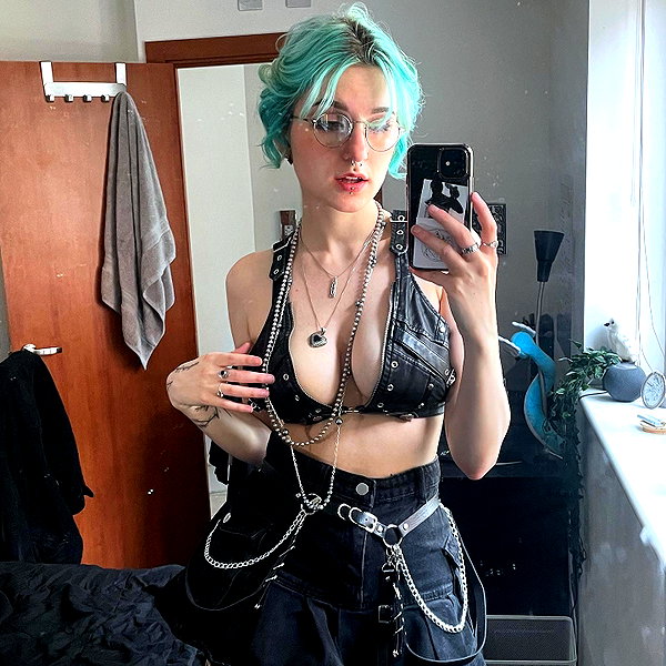 lyracr0w0 instagram image archive image