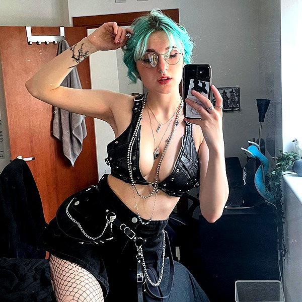 lyracr0w0 instagram image archive image