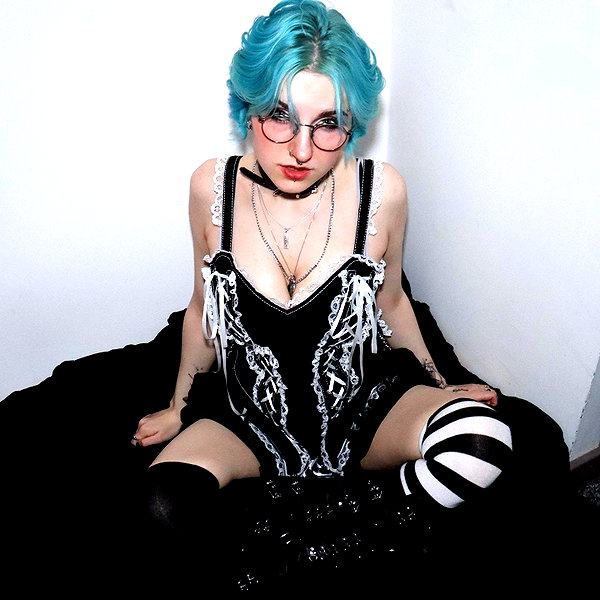 lyracr0w0 instagram image archive image