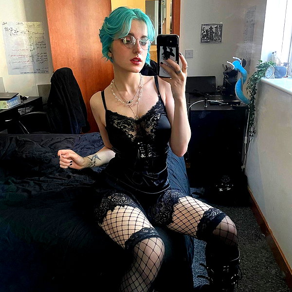 lyracr0w0 instagram image archive image