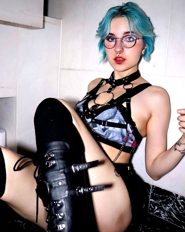 lyracr0w0 instagram image archive image