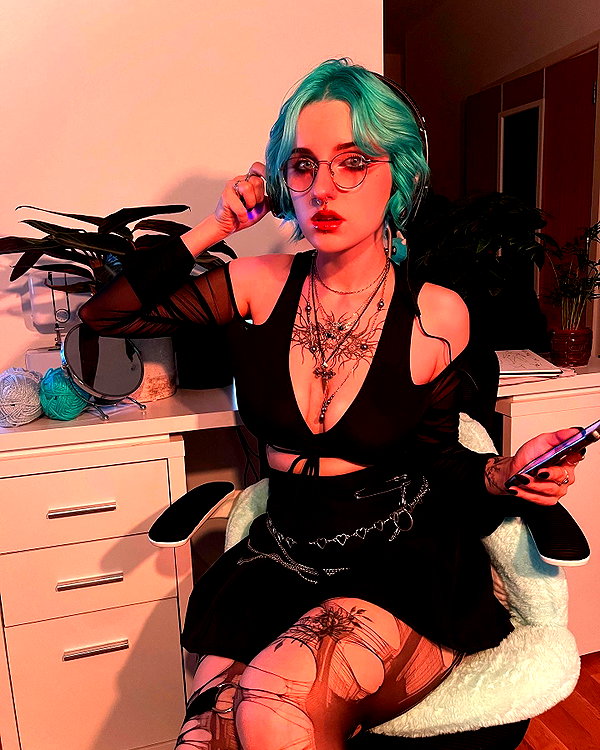 lyracr0w0 instagram image archive image