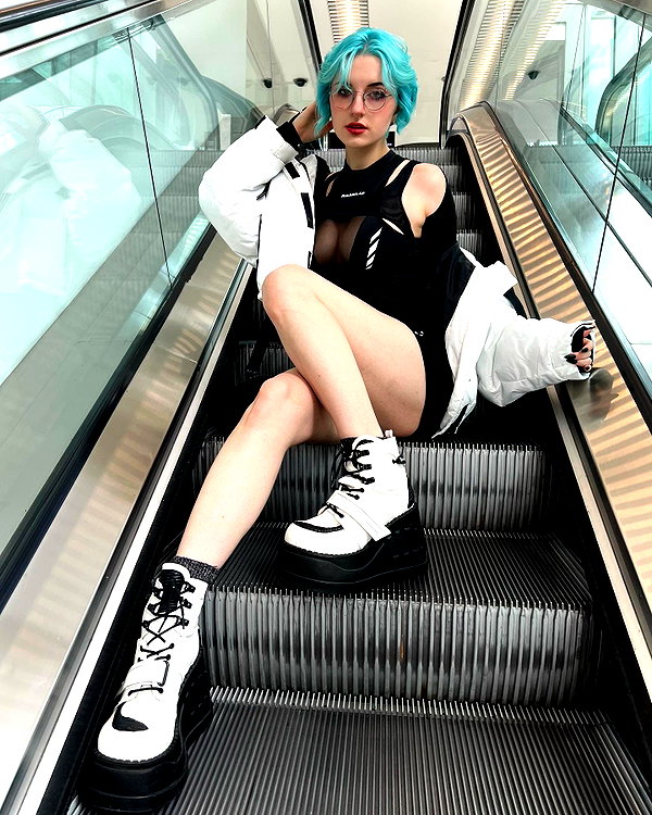 lyracr0w0 instagram image archive image
