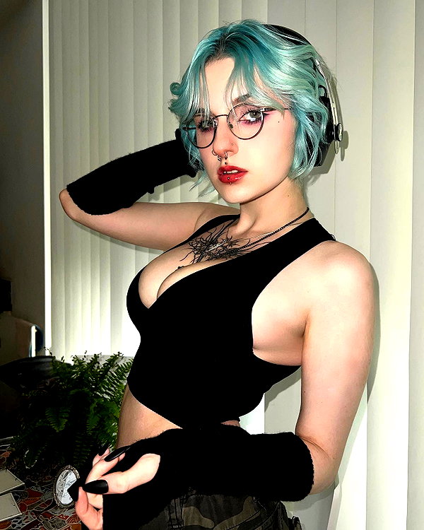 lyracr0w0 instagram image archive image
