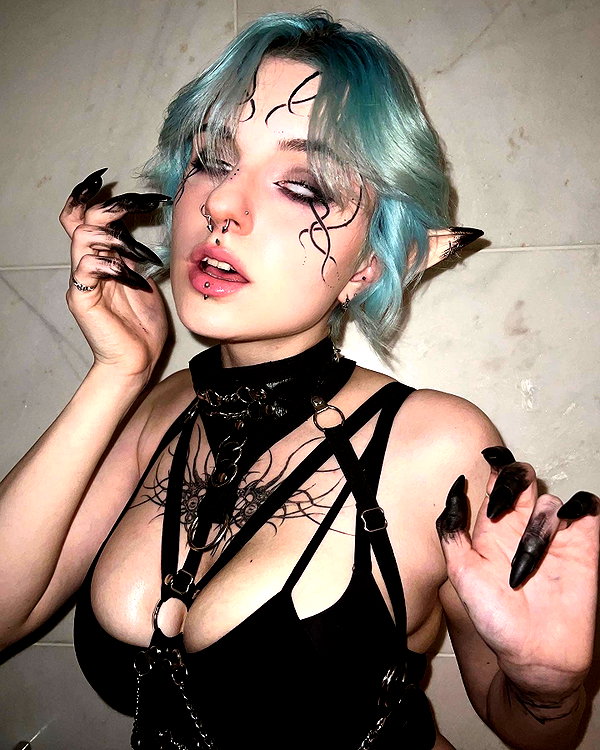 lyracr0w0 instagram image archive image