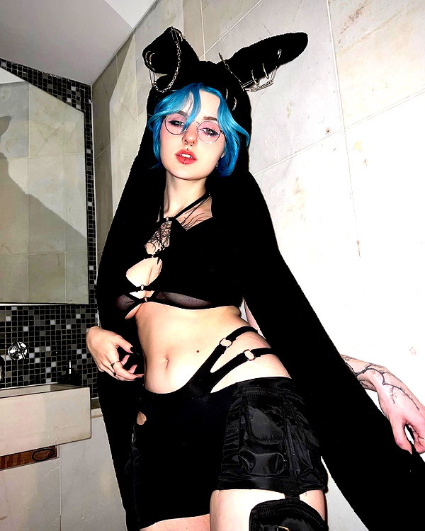 lyracr0w0 instagram image archive image