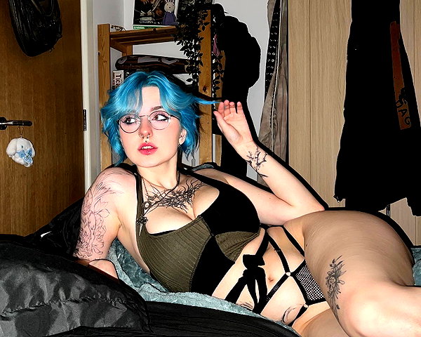 lyracr0w0 instagram image archive image