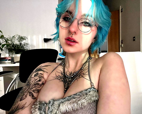 lyracr0w0 instagram image archive image