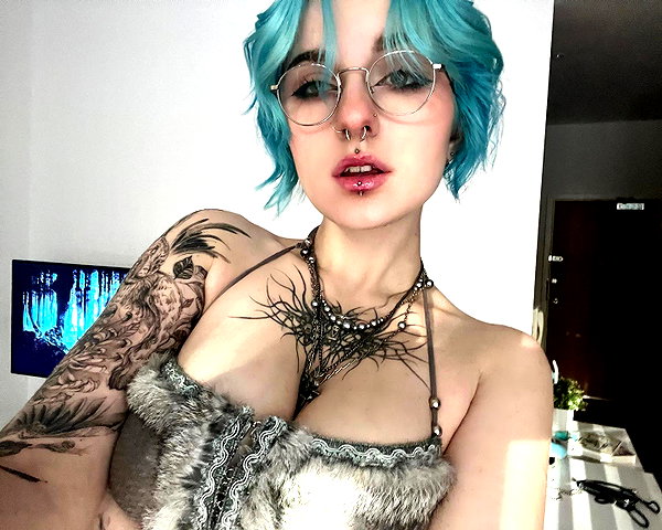 lyracr0w0 instagram image archive image