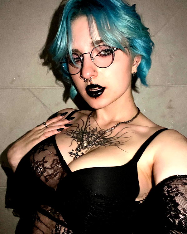 lyracr0w0 instagram image archive image