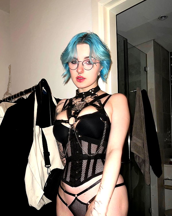 lyracr0w0 instagram image archive image