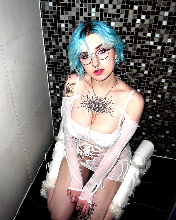 lyracr0w0 instagram image archive image