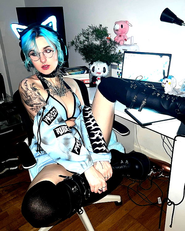 lyracr0w0 instagram image archive image