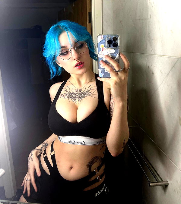 lyracr0w0 instagram image archive image