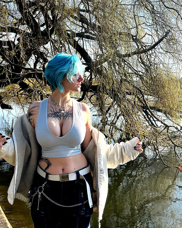 lyracr0w0 instagram image archive image