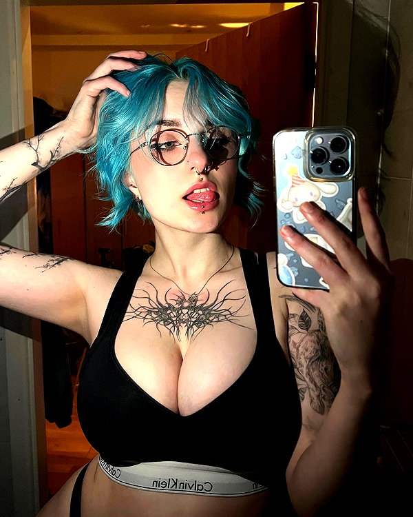 lyracr0w0 instagram image archive image