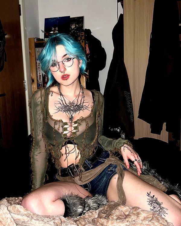 lyracr0w0 instagram image archive image