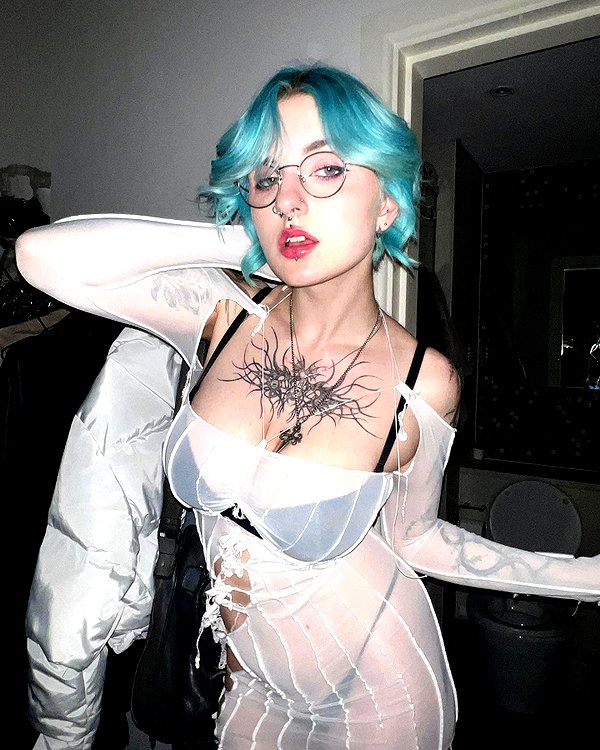 lyracr0w0 instagram image archive image
