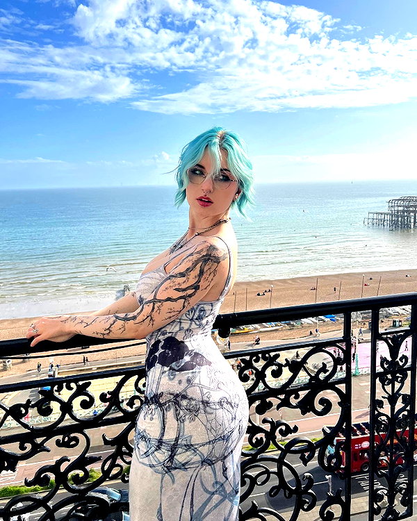 lyracr0w0 instagram image archive image