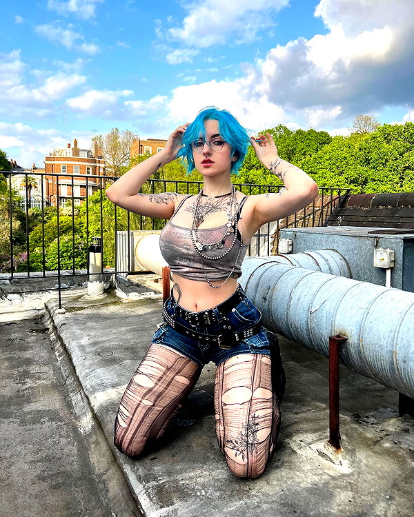 lyracr0w0 instagram image archive image