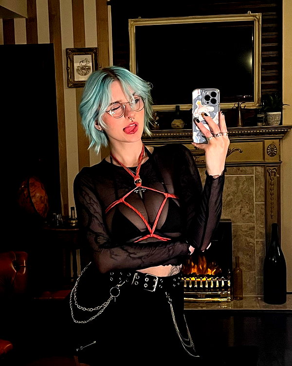 lyracr0w0 instagram image archive image