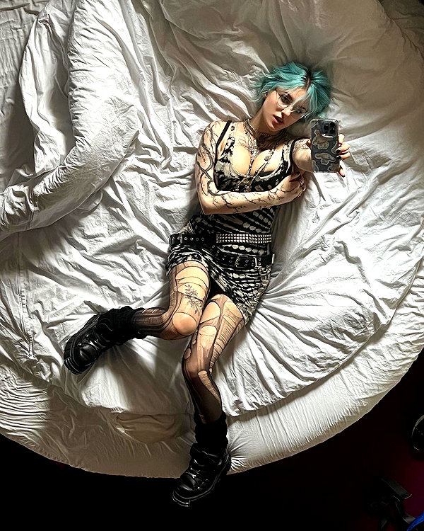lyracr0w0 instagram image archive image