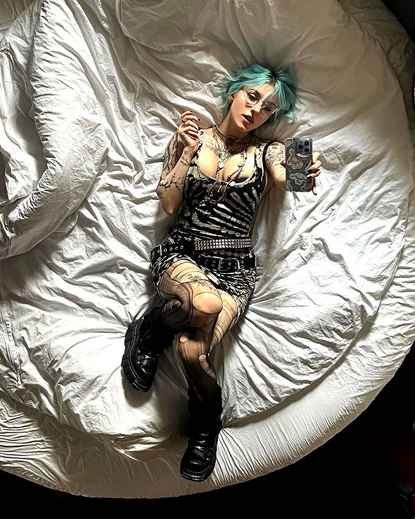 lyracr0w0 instagram image archive image