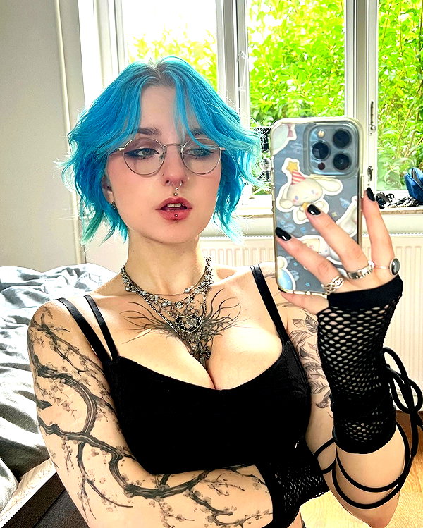 lyracr0w0 instagram image archive image