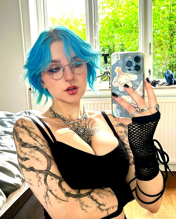 lyracr0w0 instagram image archive image